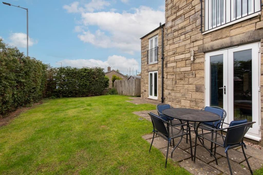 Ingledale Apartment, Ingleton, Yorkshire Dales National Park, Famous Three Peaks, Near The Lake District, Pets Are Welcome Інглтон Екстер'єр фото