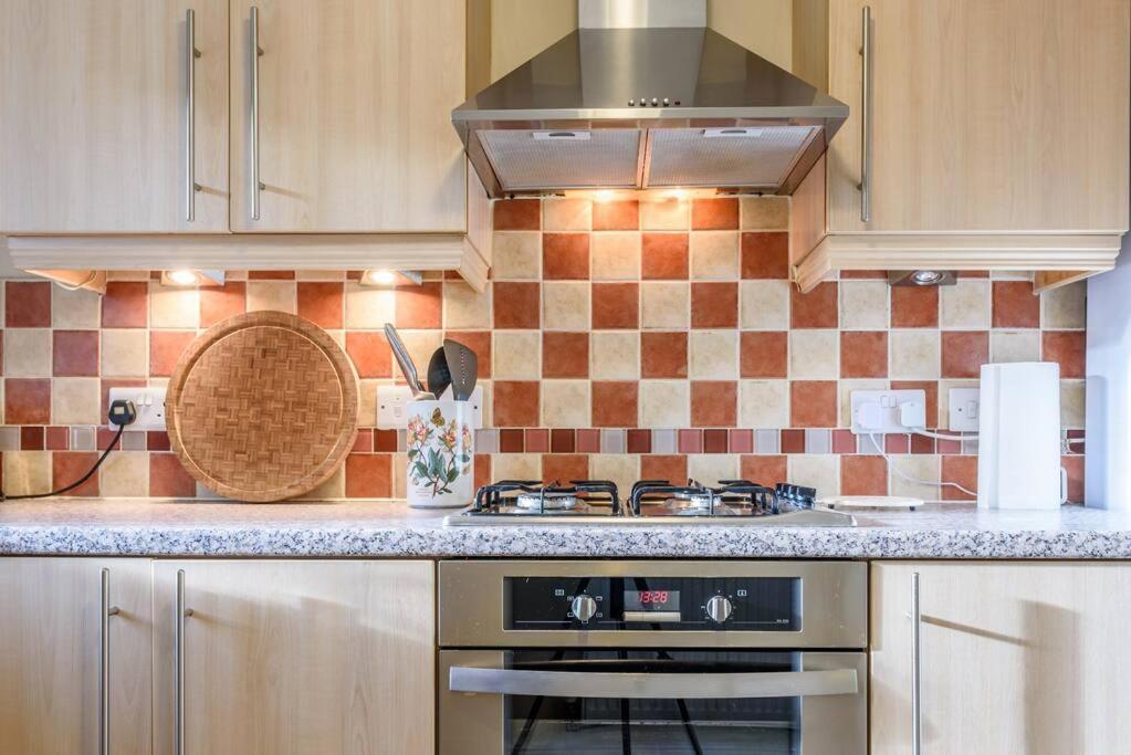 Ingledale Apartment, Ingleton, Yorkshire Dales National Park, Famous Three Peaks, Near The Lake District, Pets Are Welcome Інглтон Екстер'єр фото